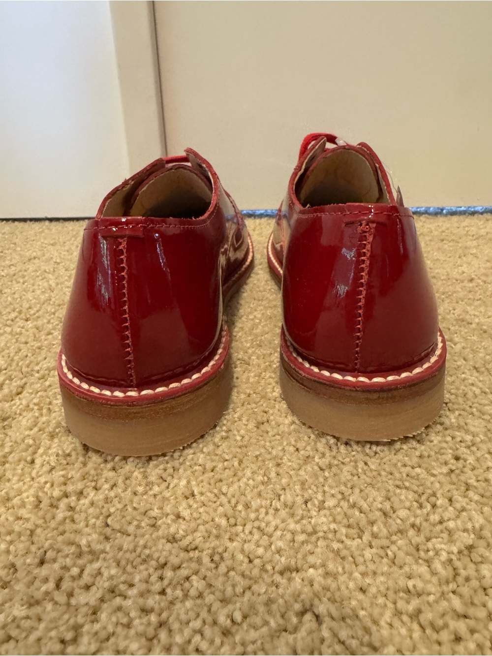 Patent Leather Red Lace-Up Oxfords- Calzado Elefante - Picture 2 of 8